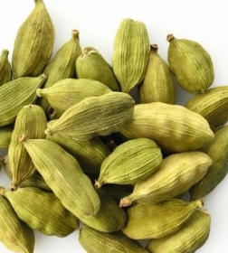 Green cardamom 9mm choti elaichi whole pods used for cooking sweets tea and pooja rituals